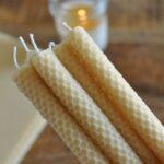 شمع ارگانیک موم عسل طبیعی استوانه ای سفید بسته 3 عددی سایز 18